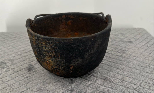 Antique Vintage Cast Iron Smelting Pot W/ Handle-Melting Cauldron-Metal Cookware