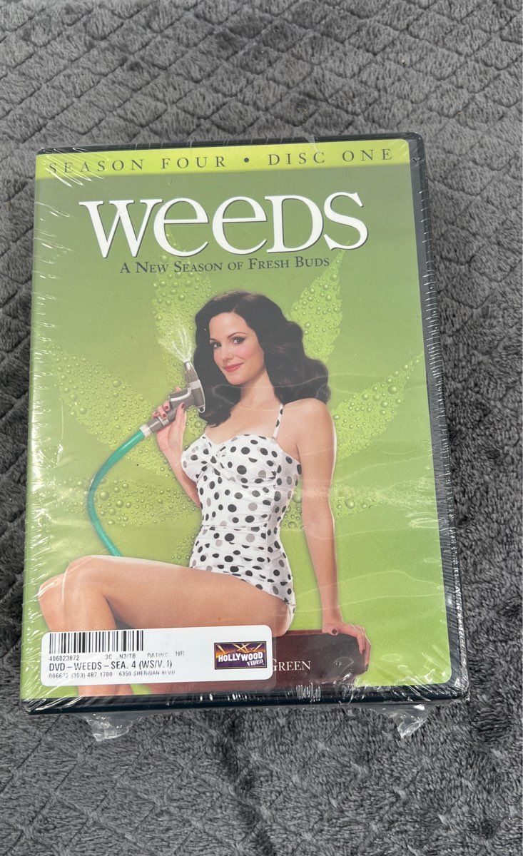 New In Package Weeds - Season 4-3-Disc Set DVD 2008 NR Hollywood Video