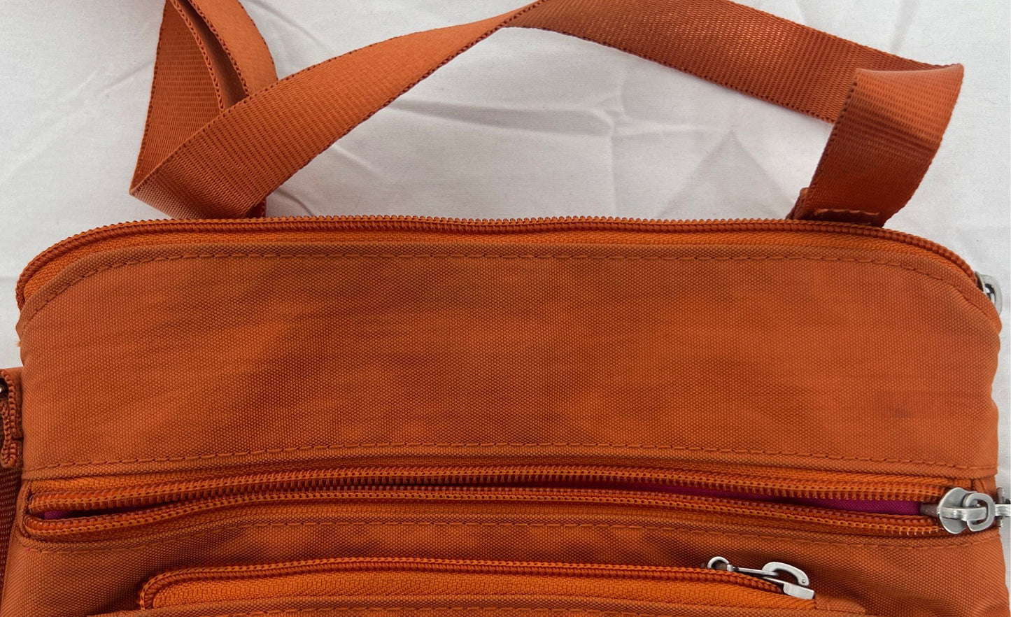 Baggallini Crossbody Bag Orange-Nylon Travel Purse-Lots Of Pockets/Compartments