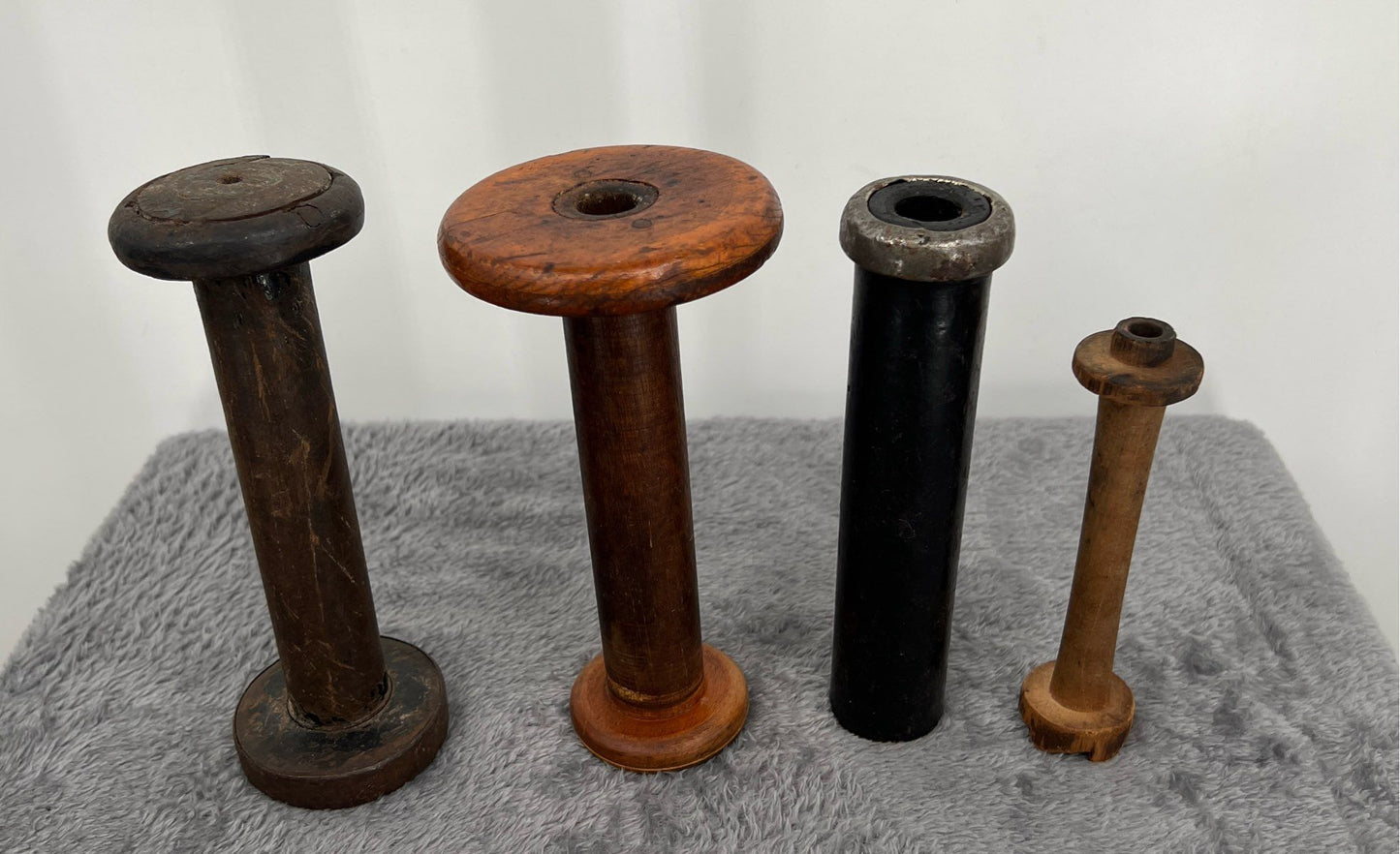 Antique/vintage Collectible Wooden Industrial Bobbin Spools Various Sizes