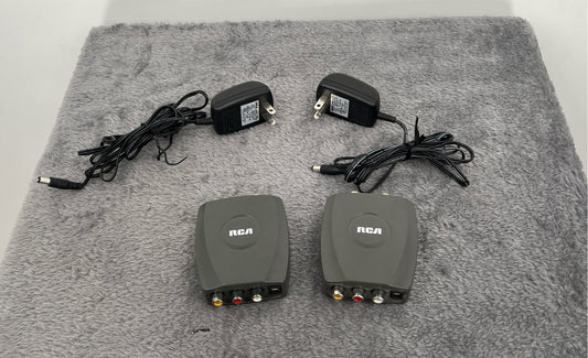Lot Of 2 RCA A/V Modulators With Power Supply-Audiovox Accessories Model CRF907