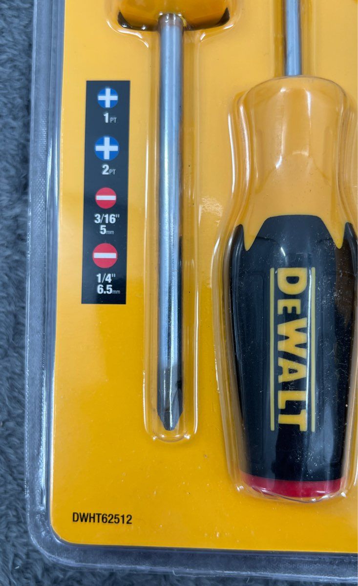 New DeWalt 4-Pc. Screwdriver Set-Model #DWHT62512-Magnetic Tips-Color CodedD