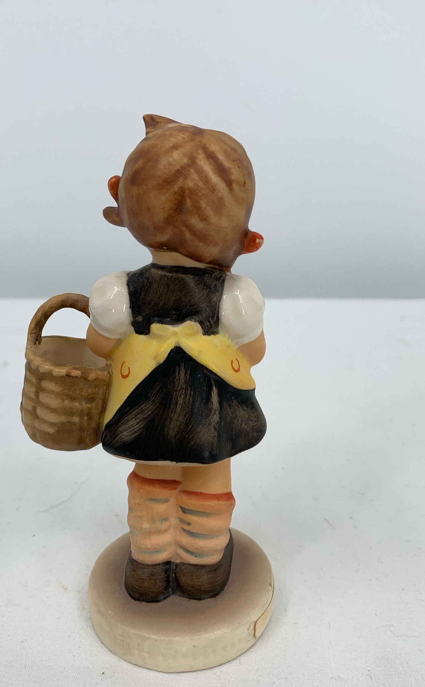 Vintage Goebel W. Germany Hummel "Sister" Girl With Basket Figurine #98/0/1962