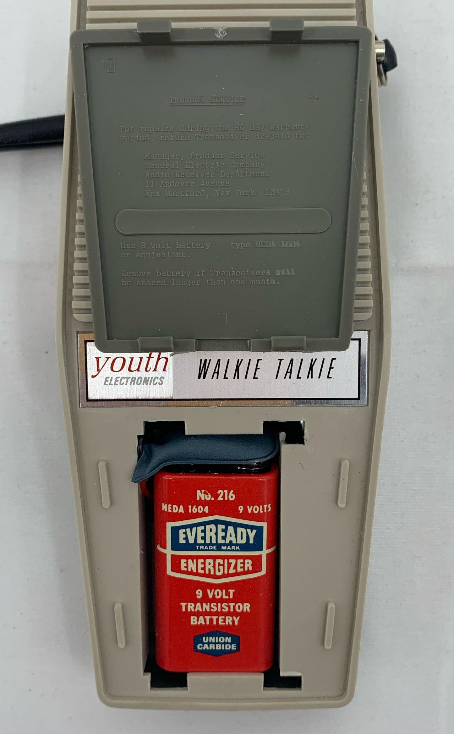 One Vintage General Electric Walkie Talkie YS7110 In Original Box, Works!