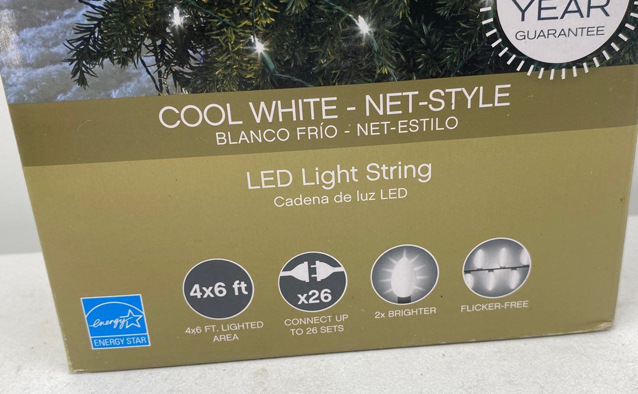 Celebrations Gold Led Cool White Net Style String Light 100 Lights 9046470