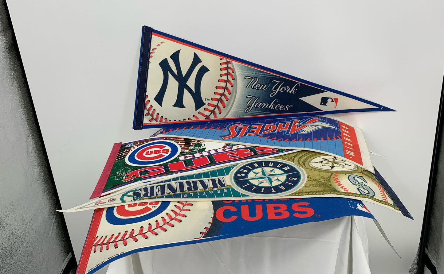 Various Baseball Team Pennants By Wincraft  Lot Of 5 Late 90's Early 2000's