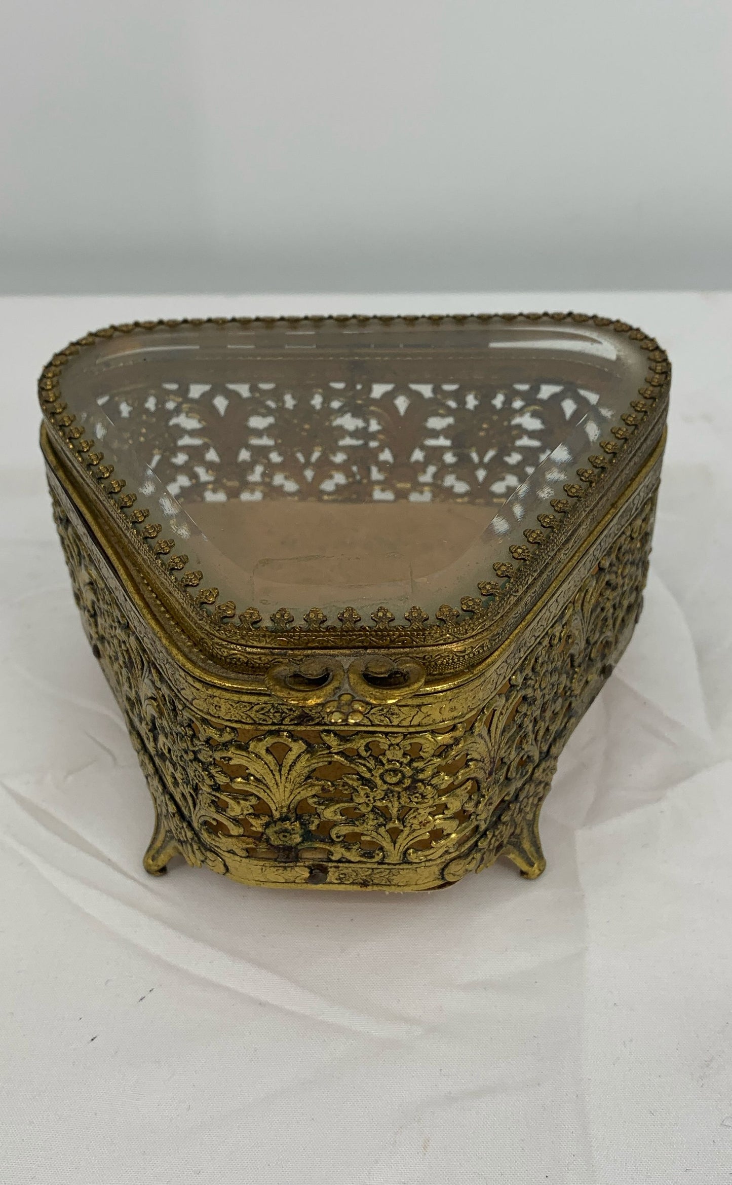 Antique Gold Ornate Ormulu Jewelry Box With Lid Velvet Interior 5x5x3"