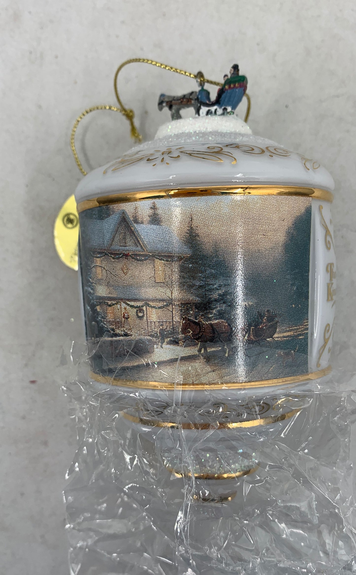 The Bradford Editions Thomas Kinkade Heirloom Glass Christmas Ornaments #68416