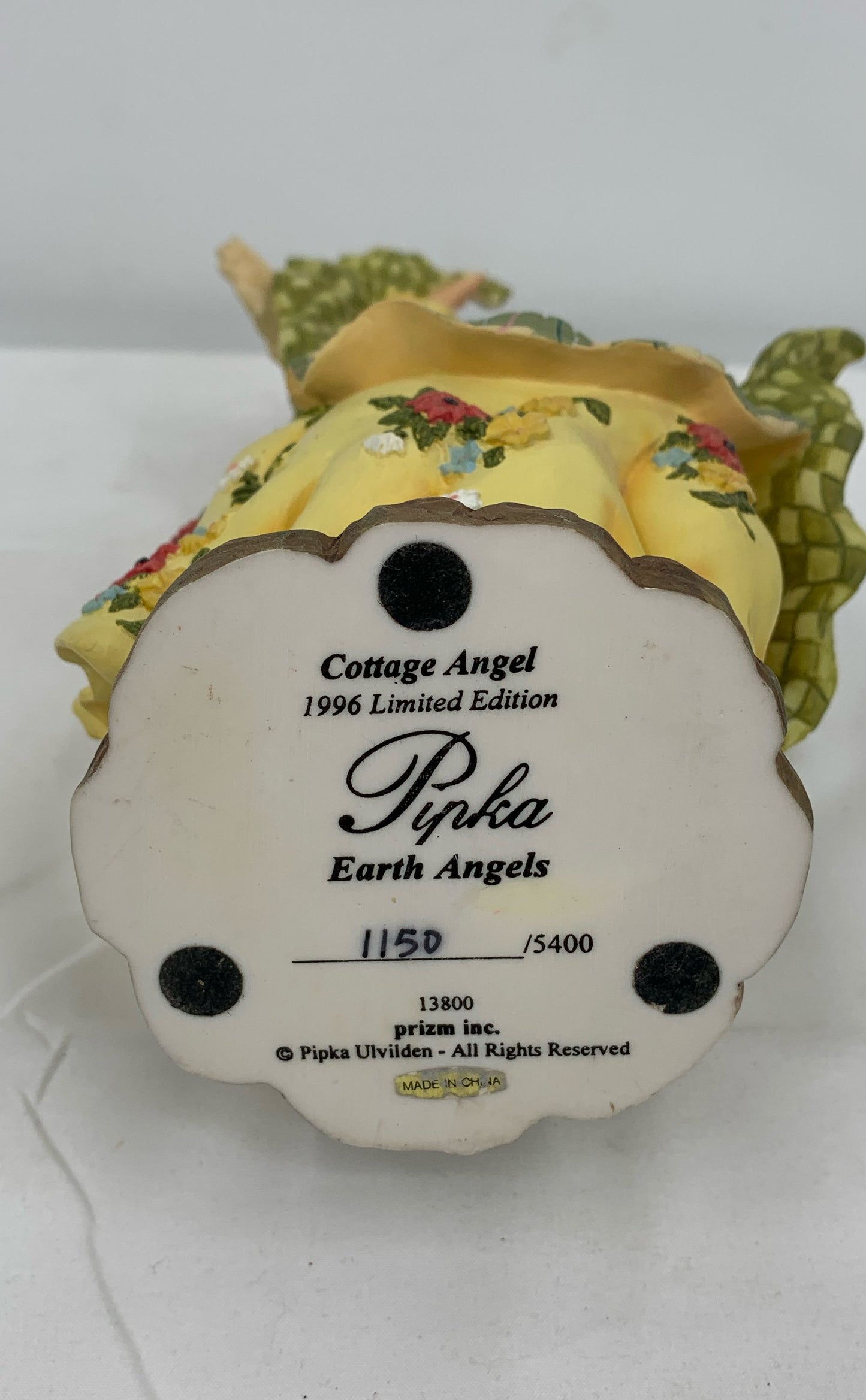 Prizm Pipka 1996 Limited Edition Earth Angels #13800 Cottage Angel 1150/5400