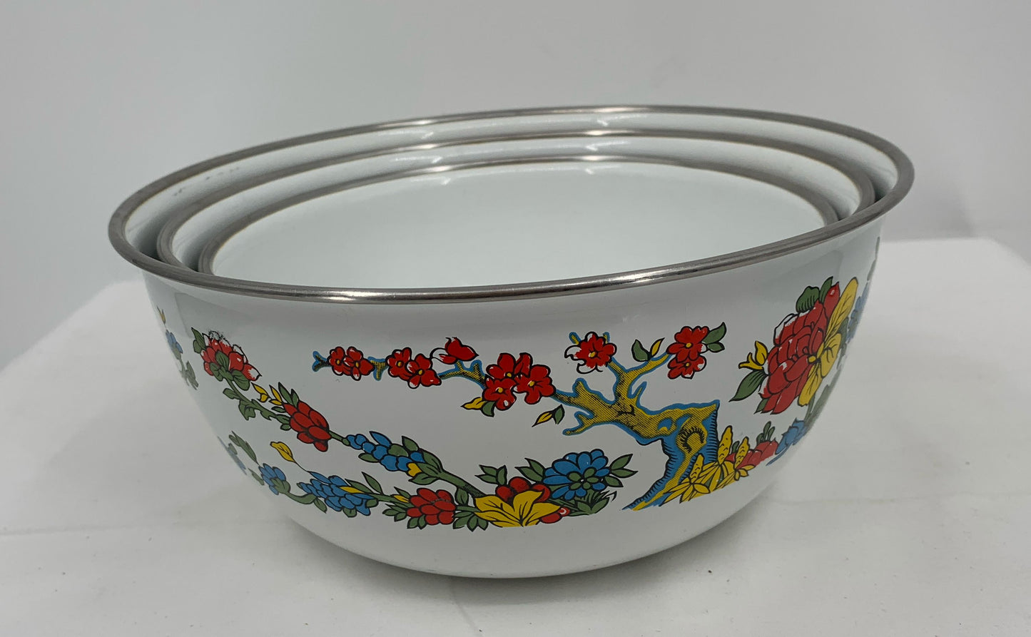 Vintage Enamelware Nesting Mixing Bowls Set Of 3 Red Yellow Blue Flowers 8.75"