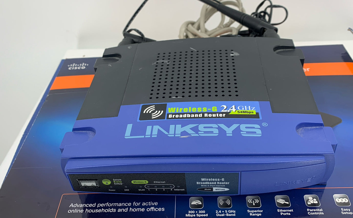 Cisco Linksys E2500 Advanced Dual-Band N Router 300+ Mbps Speed