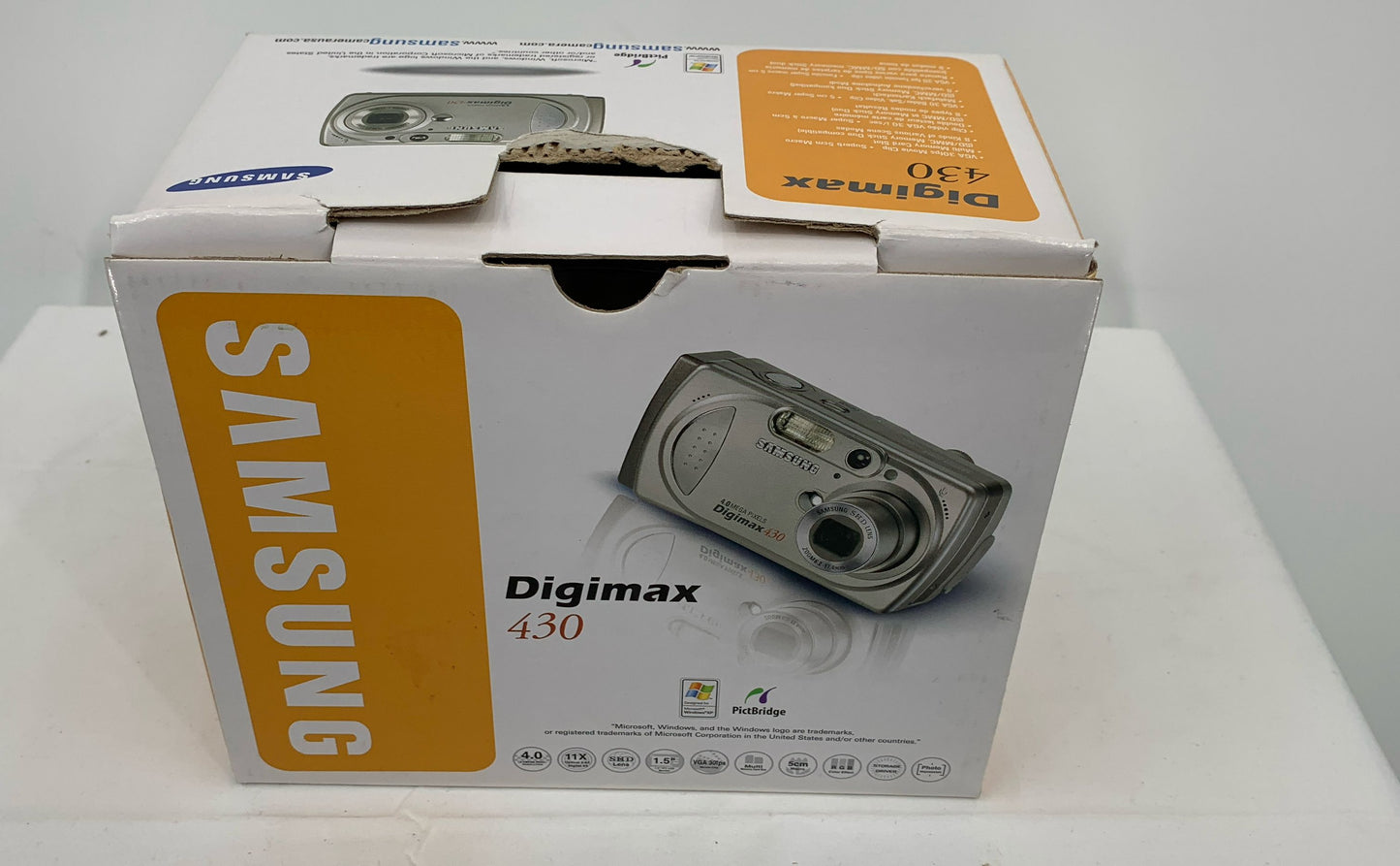 Samsung Digimax 430 Digital Camera 4.0 Mega Pixel Resolution
