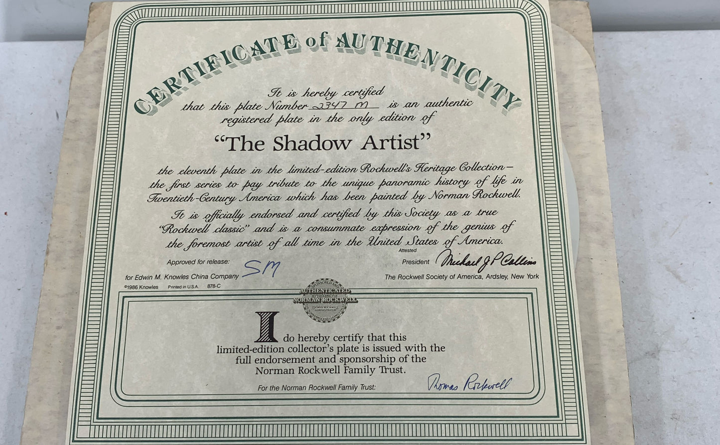 Knowles Vintage 1987 Norman Rockwell "The Shadow Artist" Collector Plate